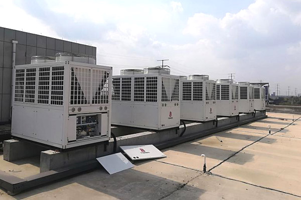 重磅：同益空气能中科院热泵采暖项目顺利调试运行
