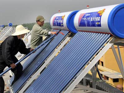 山东枣庄市兴建“太阳能示范村”(组图)