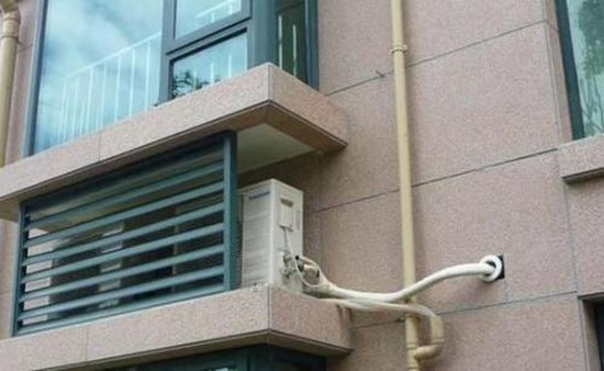 空调外机万万别这样装 听完老师傅分析原因 懊悔我家知道晚了!