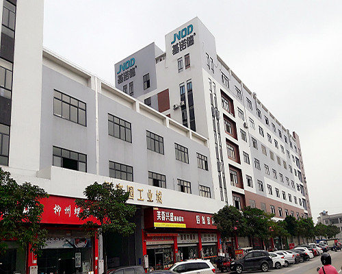 “基诺德现象”——连中五元 一路狂“标”