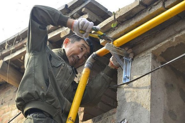 人大代表建议延长农村“煤改气”补贴期 河北省财政厅：现行运行补贴到期后 省级再补贴2年